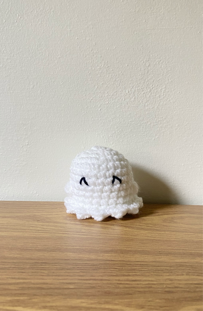 Crochet Ghost - Medium